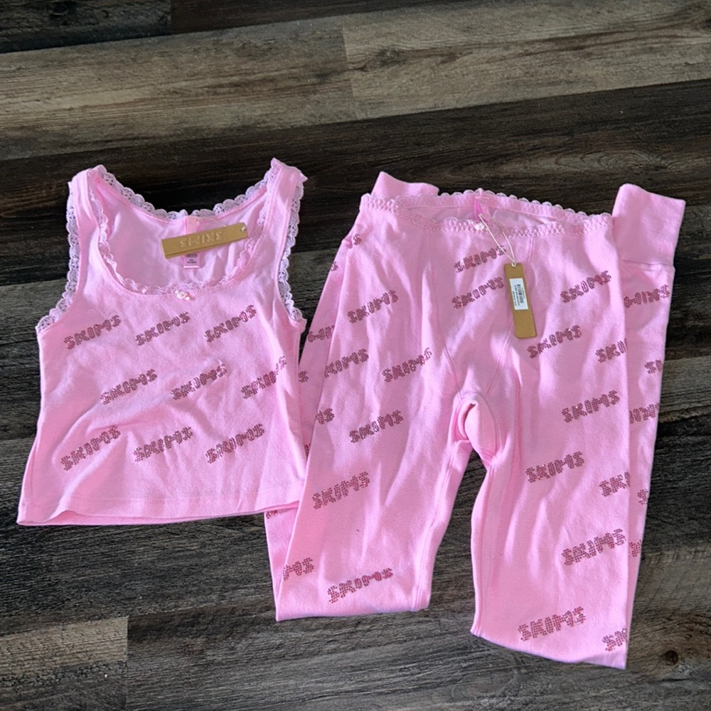 skims pink rhinestone set